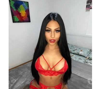 Escort Guildford Town Centre Guildford - Photos for 🎉❤️Party outcall only videocall confirmation❤️