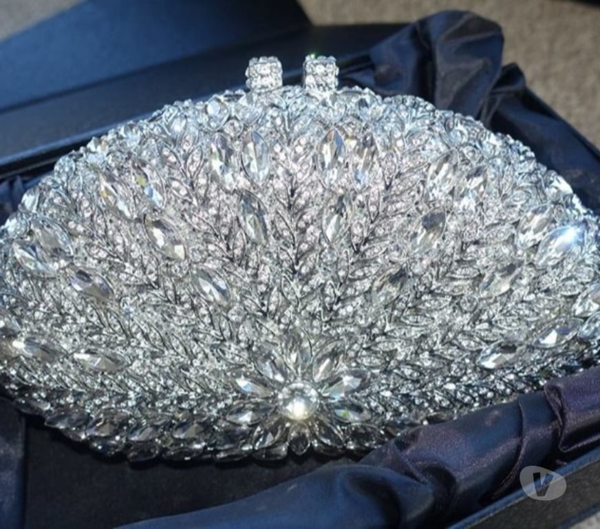 hand made dresses West Yorkshire Kirklees - Photos for WEDDING CLUTCH BAGS