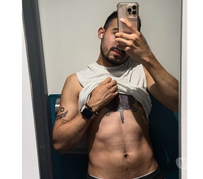  Gay massage Brentwood Station Brentwood - Photos for Colombian boy 💆🇨🇴