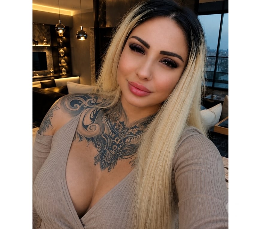 Escorts Essex Thurrock - Essex - Photos for Delicious hot party curvy girl🔥