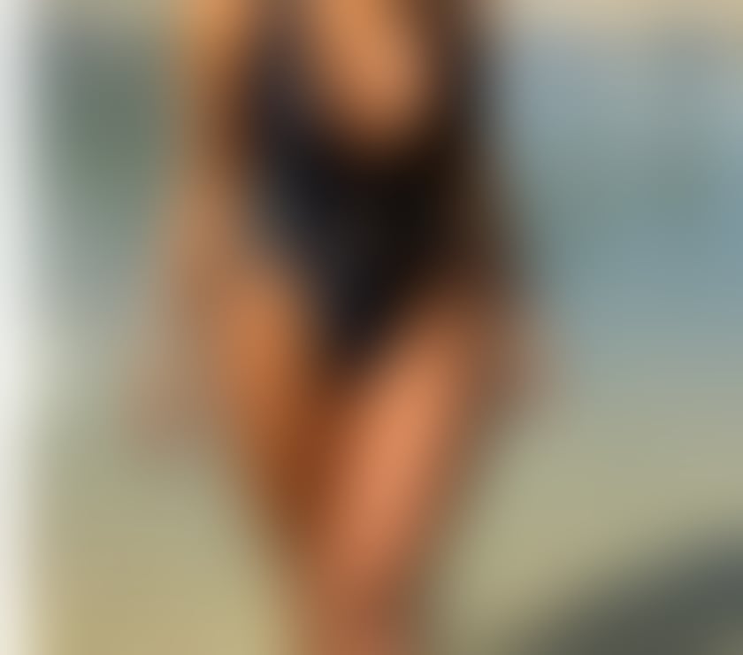 Escorts Nottingham City Centre Nottingham - Photos for 🇬🇧OUTCALLS ONLY 🇬🇧Stunning Mixed..PARTY GIRL🥂