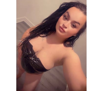 Escorts Stoke on Trent City Centre Stoke-on-Trent - Photos for ♥️MILF 🍑NEW IN AREA♥️Incall♥️Outcall♥️