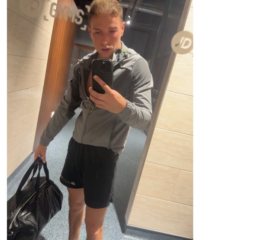  Gay massage Greater Manchester Manchester - Photos for Hot and horny for you 😈