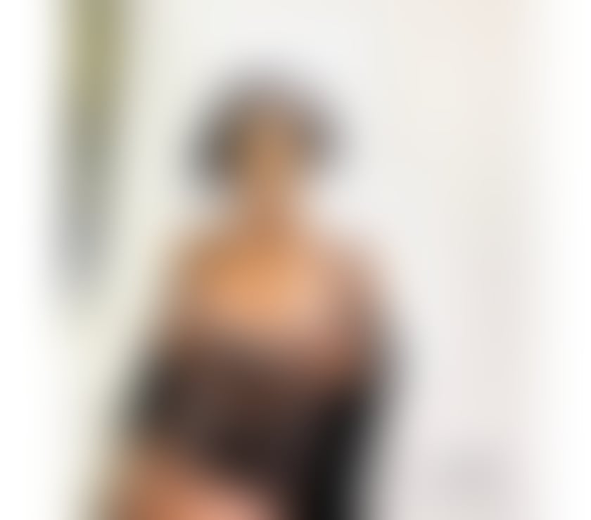Escorts and Massages Notting Hill Gate Station West London - Photos for IMAN - Incalls Outcalls Party 💋