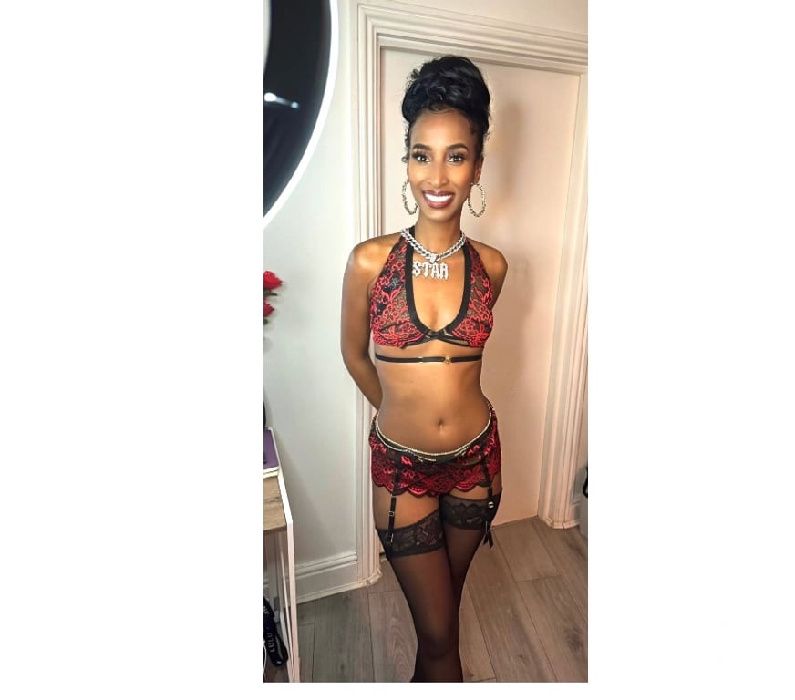 Escorts West London Notting Hill Gate Station - West London - Photos for IMAN - Incalls Outcalls Party 💋