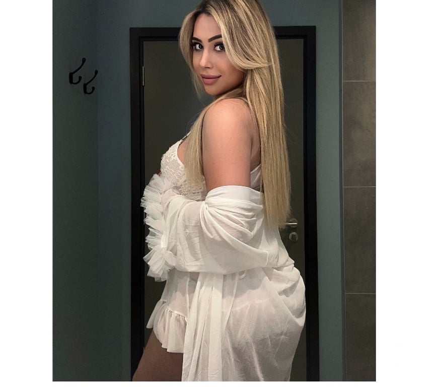 Trans Escorts Surrey Spelthorne - Photos for Amanda Hot Brazilian