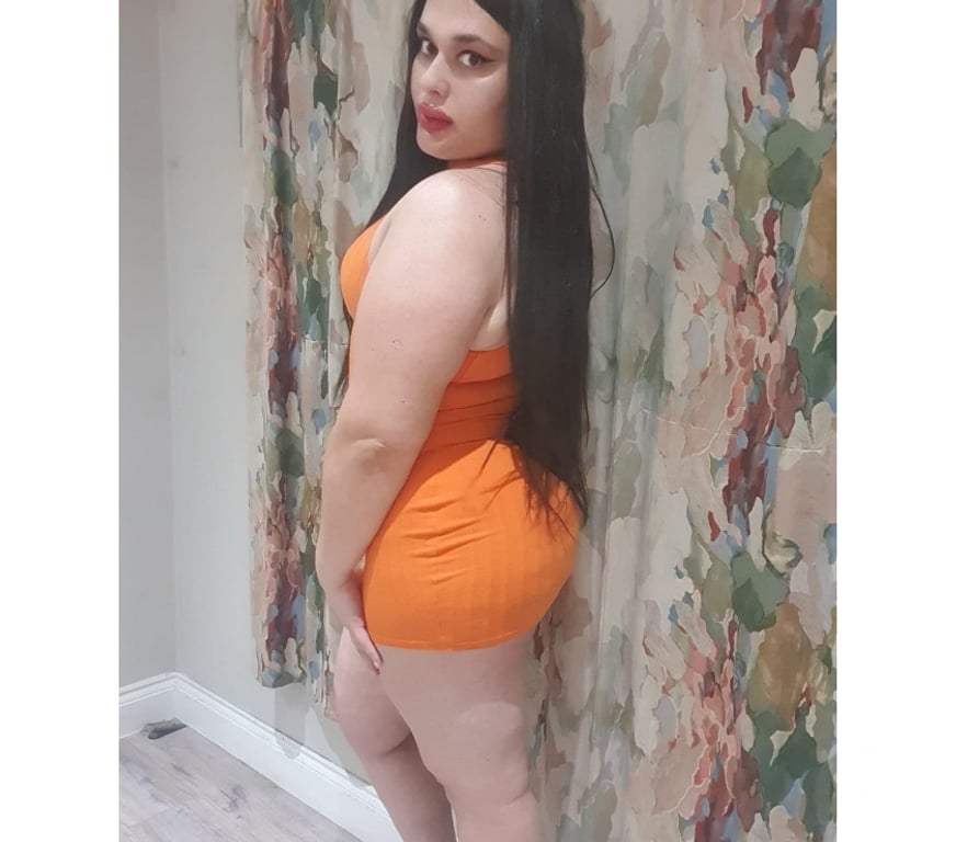 Trans Escorts North London Arsenal Station - North London - Photos for TRANSGENDER LAURA TYLER CURVY BODY BIG BUTT AVAILABLE NOW