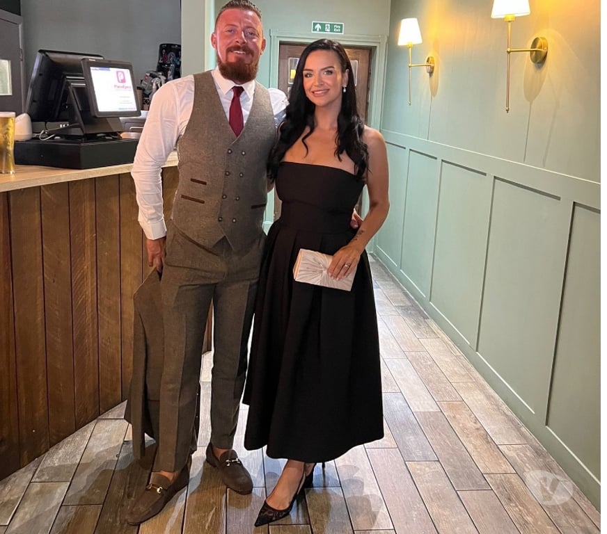 Adult Entertainment Central London London Bridge Station - Central London - Photos for COUPLE content and Sxting offers.. WhatsApp ‪07822035294