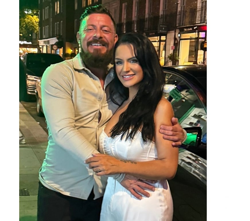 Adult Entertainment Central London London Bridge Station - Central London - Photos for COUPLE content and Sxting offers.. WhatsApp ‪07822035294