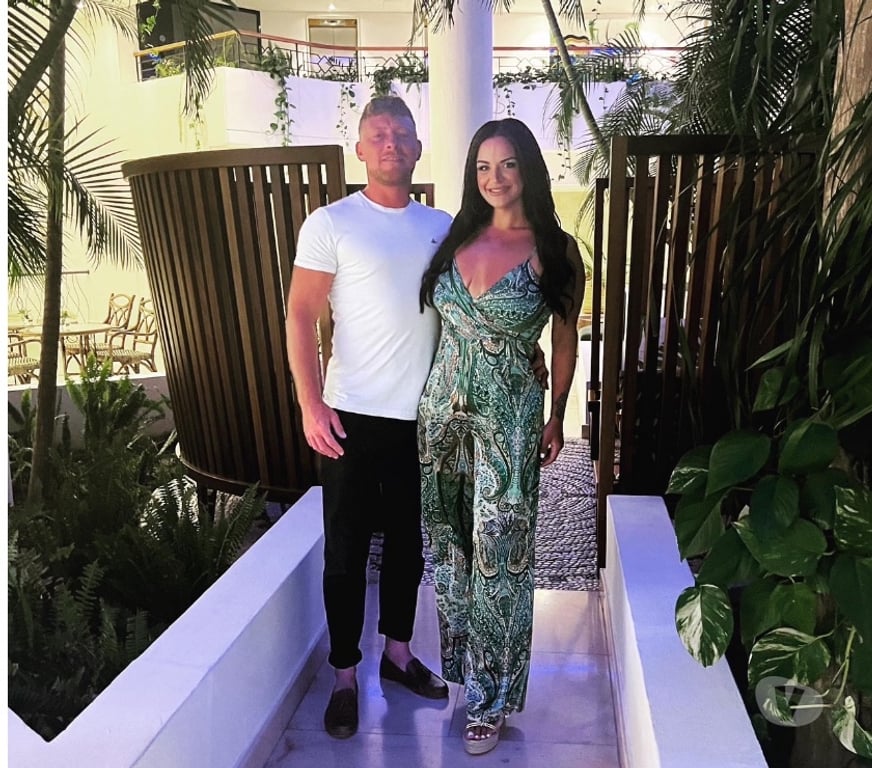 Adult Entertainment Central London London Bridge Station - Central London - Photos for Dark haired Goddess and her Husband. Passion and play 🥵
