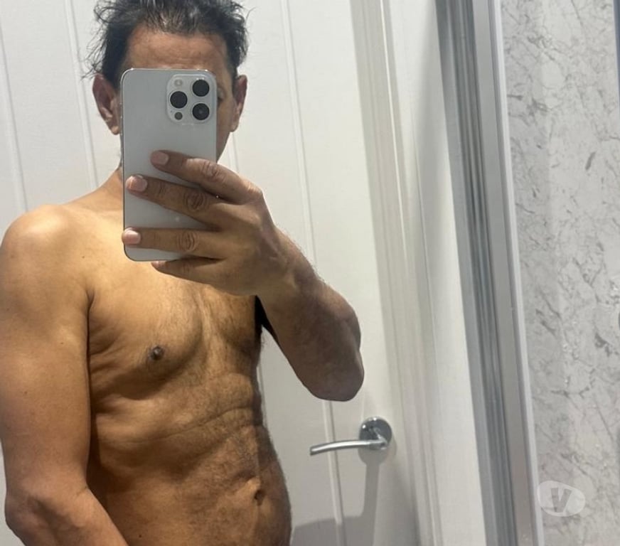 Escorts Warrington Warrington Town Centre - Warrington - Photos for 35 years old male in warrington town center