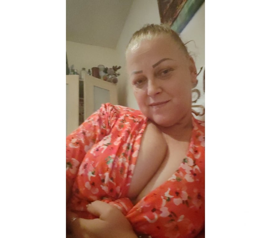 Escorts South East London Croydon - Photos for Sensual Carla 48 year in Croydon ☎️☎️