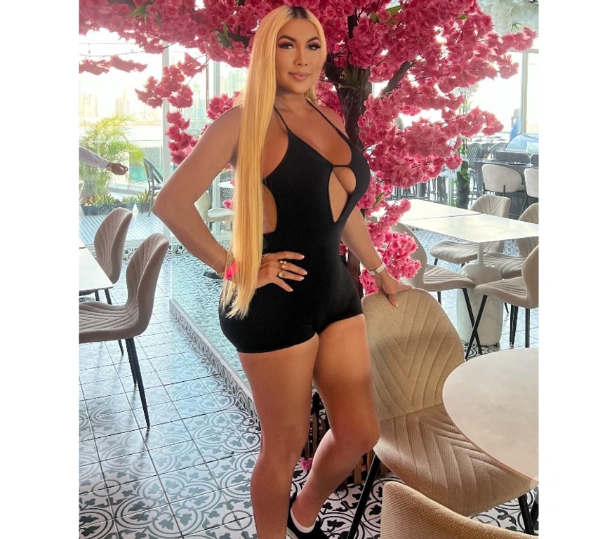 Escorts West London Hillingdon - Photos for UNTIL SUNDAY YENCY SHEMALE🍆🍑💋IN OUT CALL