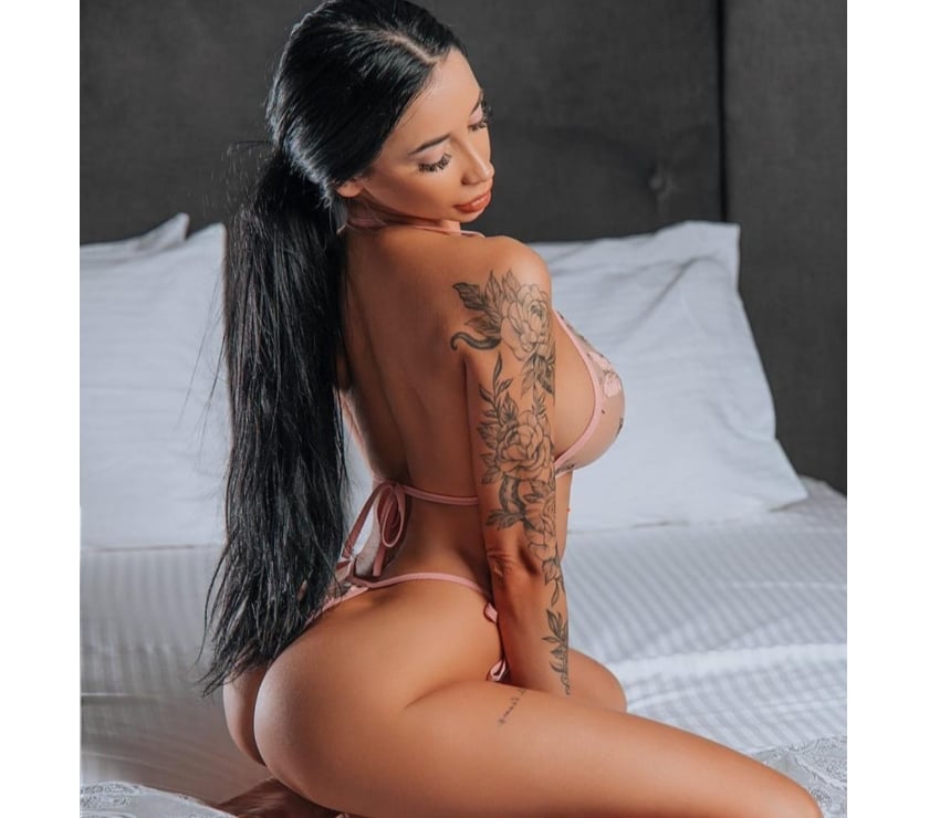  Escorts & Erotic Massage Coventry City Centre Coventry - Photos for Exxxclusive Escorts – The Ultimate VIP Outcall Experience