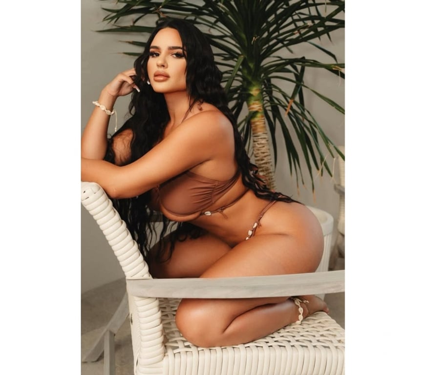 Escorts Greater Manchester Salford - Photos for SCARLET ♥️party girl 🍾NAW IN YOUR CITY🦋