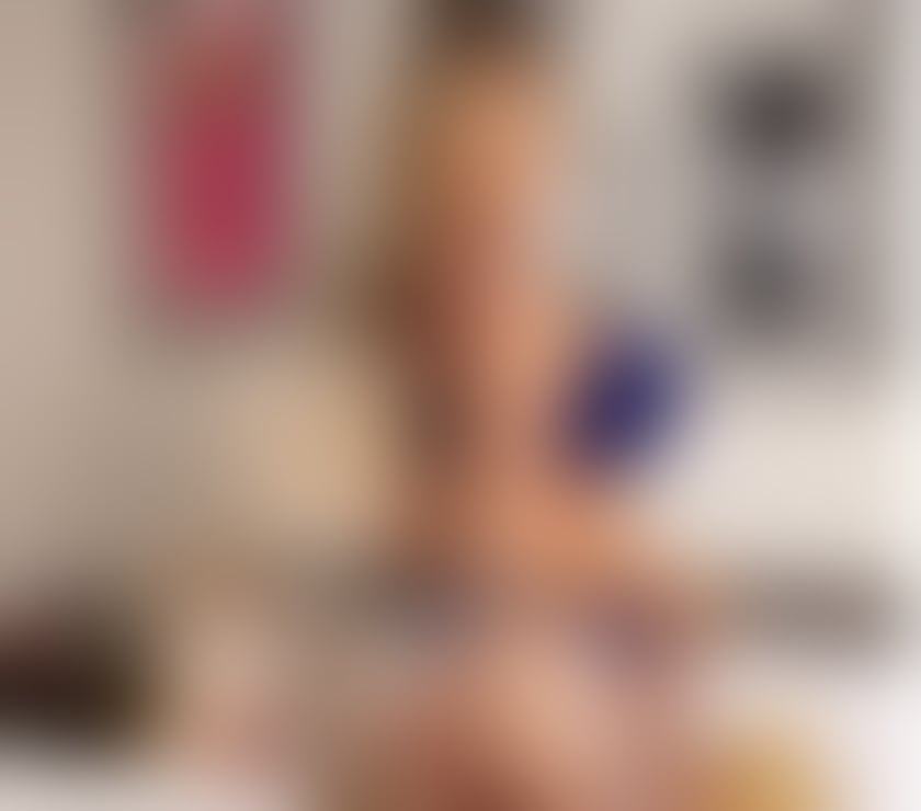 Trans Escorts Buckinghamshire Milton Keynes - Photos for The Queen is Back