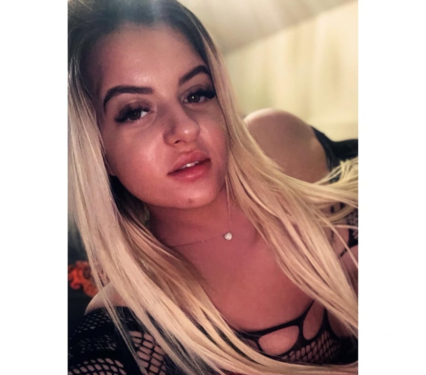 Escorts East London Havering - Photos for 💋 Hei guys , I am back in Romford 💋 Giulia 🥰