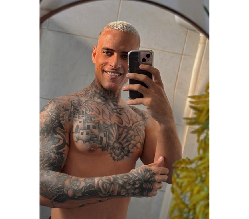  Gay massage West London Paddington - West London - Photos for FELIPE BRAZIL XXL