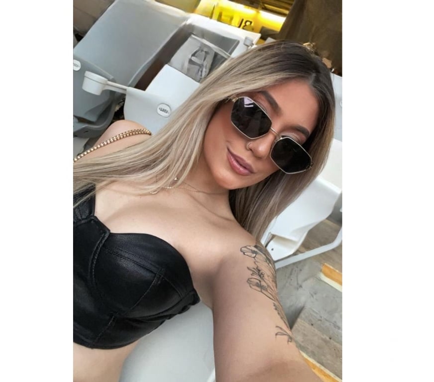 Escorts Barking and Dagenham Barking - Barking and Dagenham - Photos for ISA 🌸 NEAR STATION ✅ NOW 🫦🔥