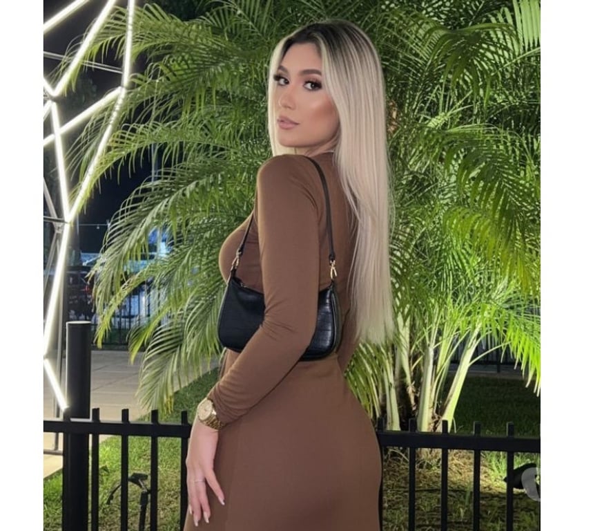 Escorts Barking and Dagenham Barking - Barking and Dagenham - Photos for ISA 🌸 NEAR STATION ✅ NOW 🫦🔥