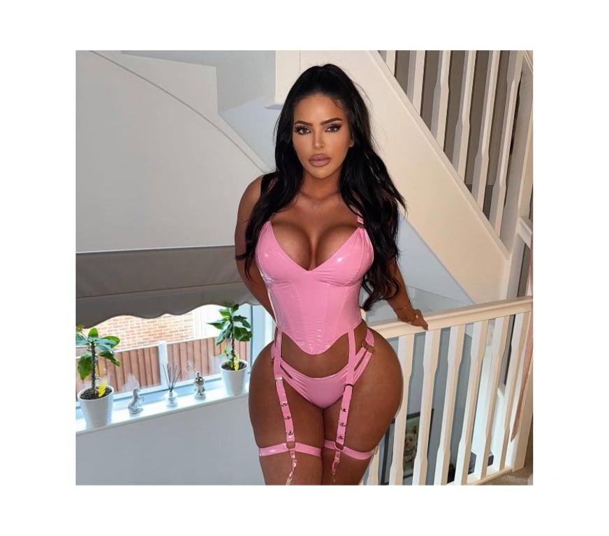 Escorts East London East Ham - East London - Photos for 🔥🥵HORNY NEW BRAZILIAN 🥵🔥