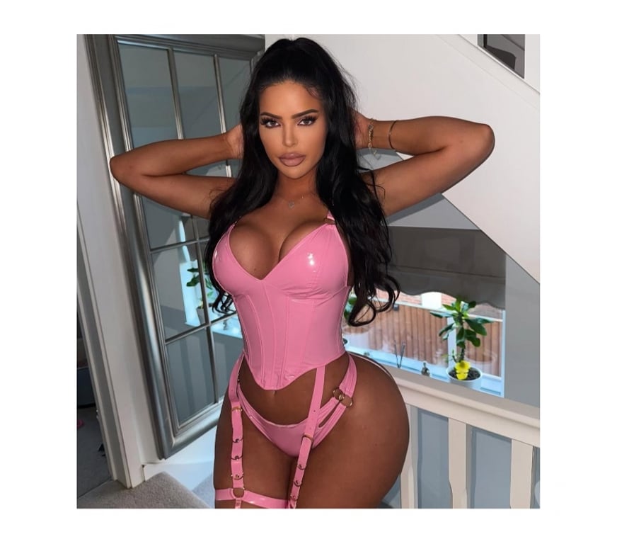 Escorts East London East Ham - East London - Photos for 🔥🥵HORNY NEW BRAZILIAN 🥵🔥