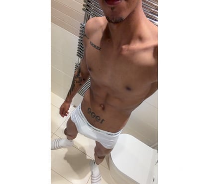 Photos for HUNG BRAZILIAN 🇧🇷🍆😈