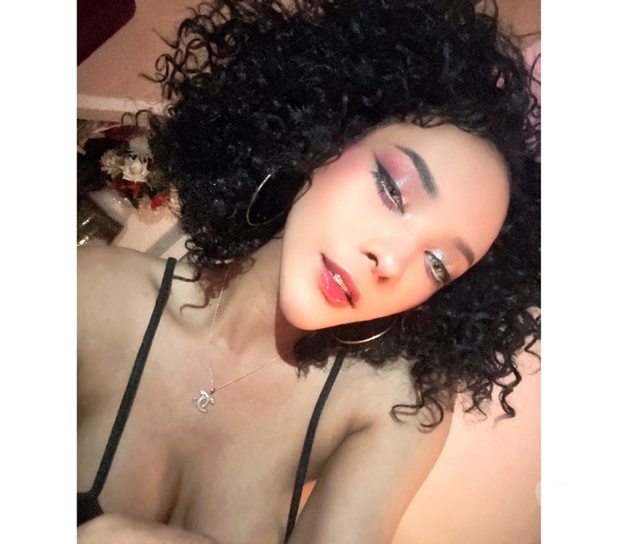 Escorts Peterborough Parnwell - Peterborough - Photos for ChaCha-Thai ladyboy look feminine