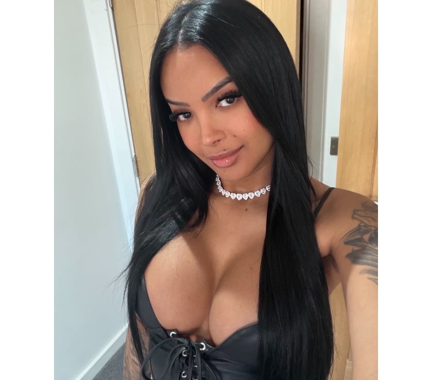 Photos for Paula Pocahontas