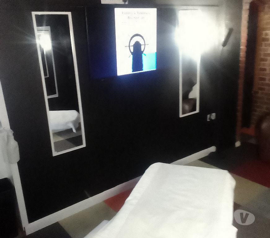 Escorts Suffolk East Suffolk - Photos for Mature Male Offering Relief Therapies For Males 07955 845798