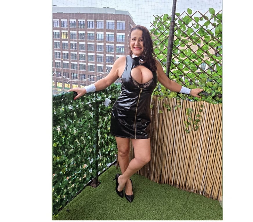 Escorts Hertfordshire Stevenage - Photos for Angel mature angel girl party girl🍾🍾🔥