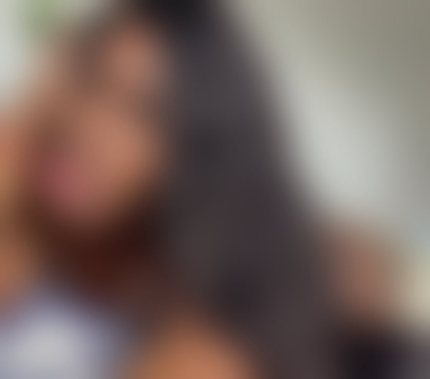 Trans Escorts North London Enfield - Photos for Sharlotte femenine and curvé latín girl