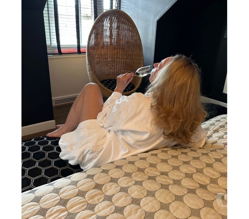 Escorts Highland Inverness - Highland - Photos for Luciana Stunning Mature