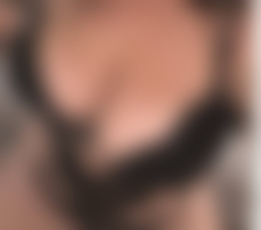 Escorts Nottinghamshire Gedling - Photos for Amber new girl busty brunette
