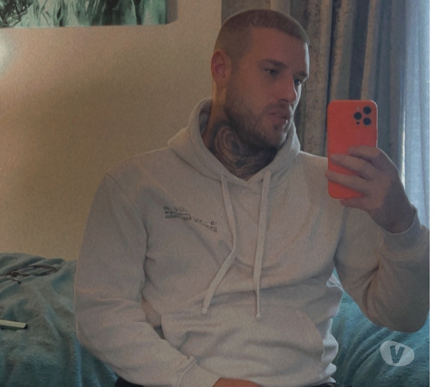  Gay massage Lancashire Blackburn with Darwen - Photos for ☎️😈AVAILABLE NOW 😈☎️