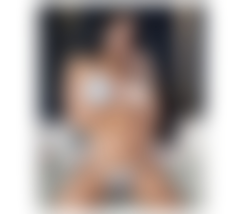  Escorts & Erotic Massage Farringdon Station Farringdon - Central London - Photos for Bia New girl in town!!