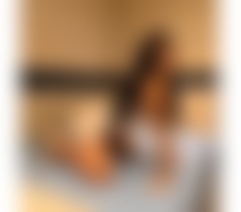 Escorts South East London Croydon - Photos for 🥳🍾 VALÉRIA PARTY GIRL 🍾🥳