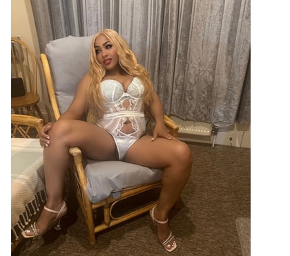  Escorts Exeter City Centre Exeter - Photos for ❤️Hot Busty Black Girl 🫦 Real pictures