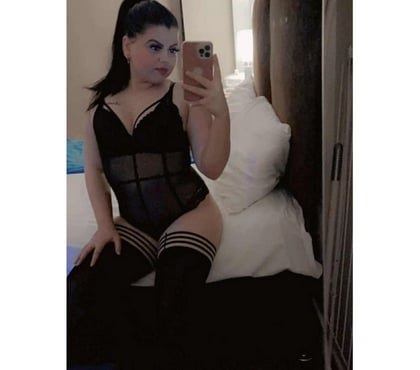 Escorts Bradford City Centre Bradford - Photos for Maya new in town 🥰🥰