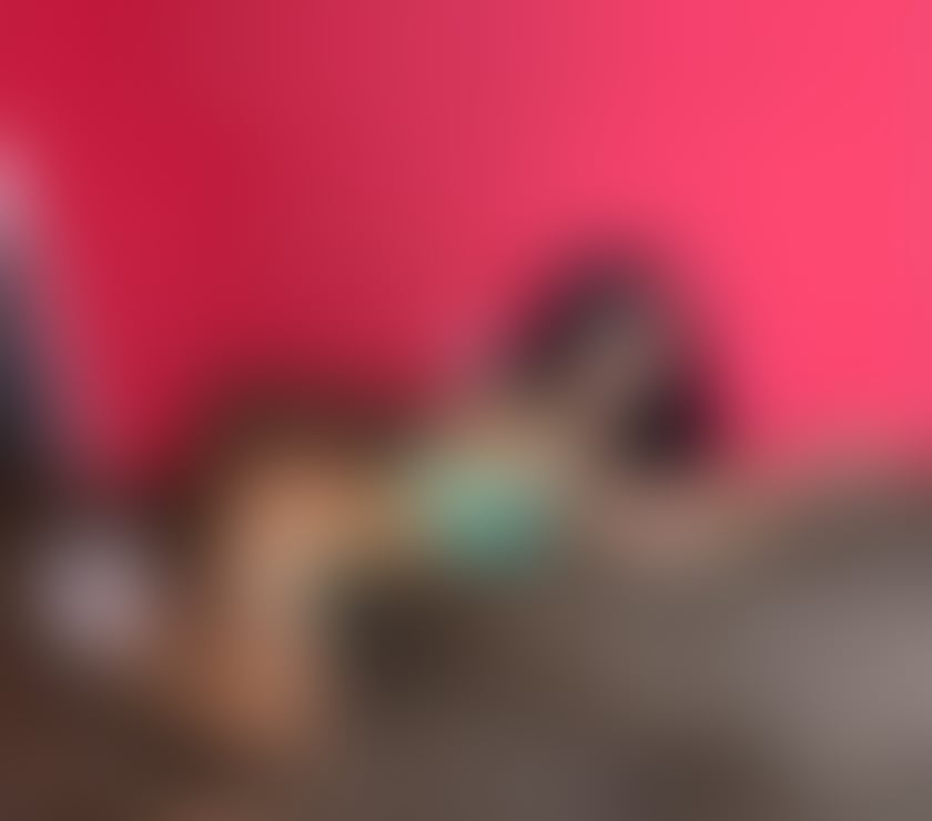 Escorts Bedfordshire Luton - Photos for Brunette girl slim party escort Sofia 💋