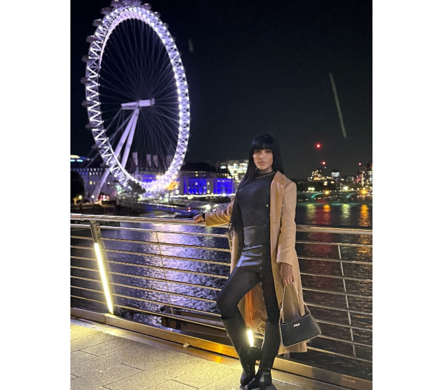 Trans Escorts Hertfordshire Watford - Photos for NICOLLY HOT TRANS FIRST TIME IN TOWN
