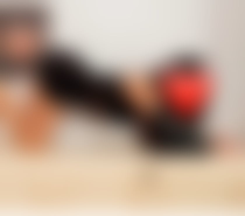 Escorts Tyne and Wear Newcastle upon Tyne - Photos for Hello guys new in town 100% real pics party girl 😘😘