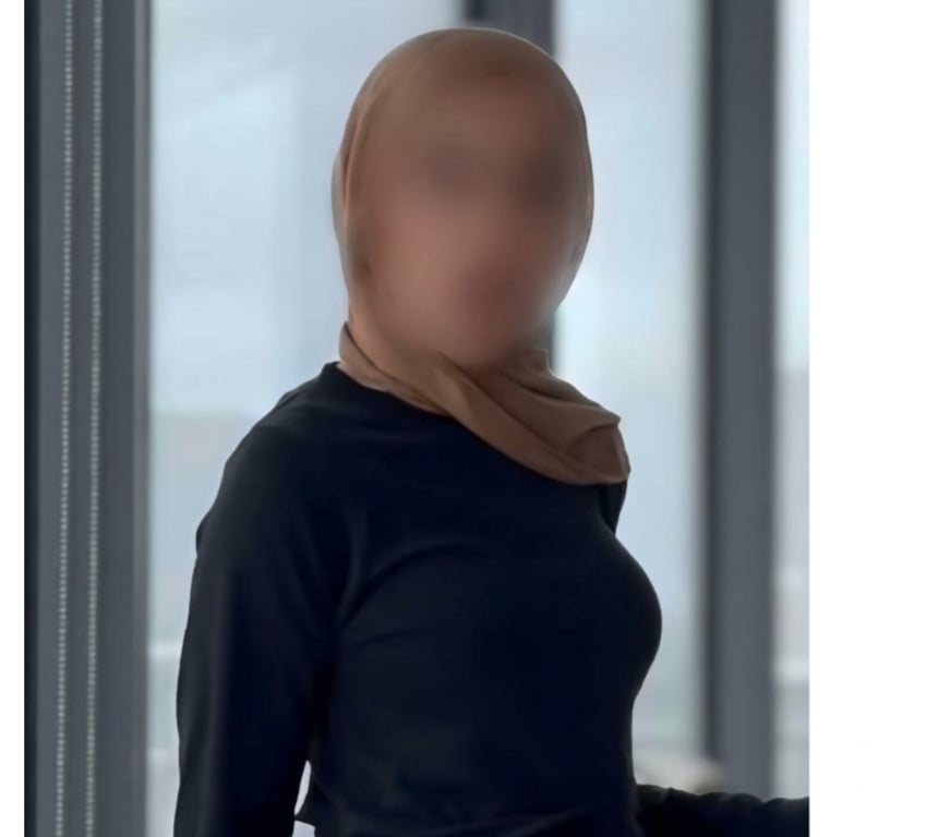 Escorts West Midlands Birmingham - Photos for Indian hijabi in Birmingham. 1 day only