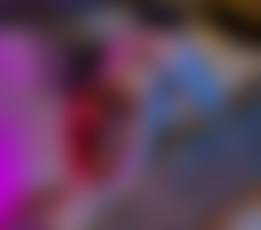 Escorts East London Canary Wharf - East London - Photos for Curvy British Tattooed Escort Dating Lydia West