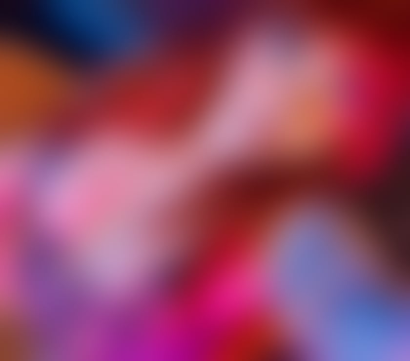 Escorts East London Canary Wharf - East London - Photos for Curvy British Tattooed Escort Dating Lydia West