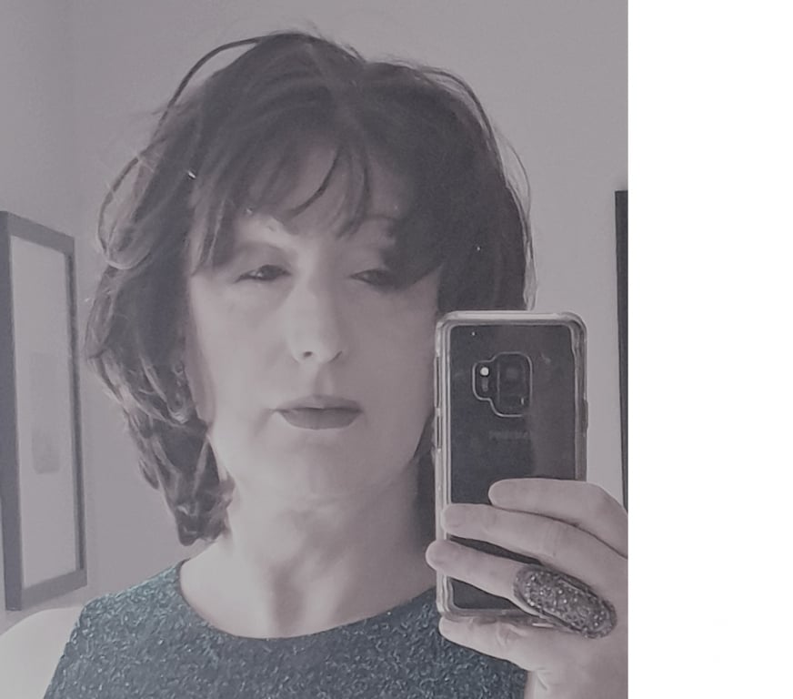 Trans Escorts South East London Bellingham - South East London - Photos for Tgirl MILF for your pleasure