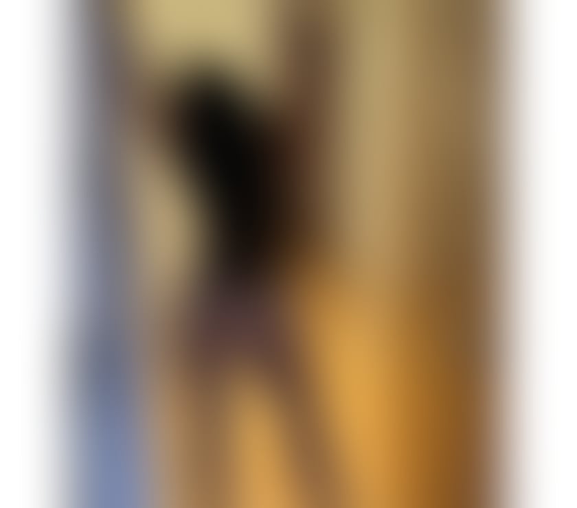 Escorts Edinburgh Edinburgh - Edinburgh - Photos for Sarah petite Latina best A-level and party call me