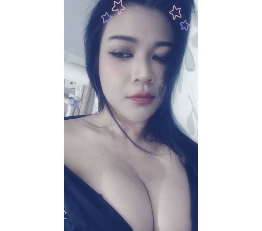 Escorts Merseyside Saint Helens - Photos for Sexy Thai Nancy available now in townwarneford Mews Radfo