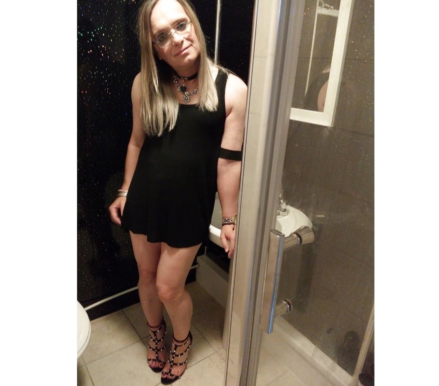 Trans Escorts North Lanarkshire Motherwell - North Lanarkshire - Photos for Insatiable Nymphomaniac