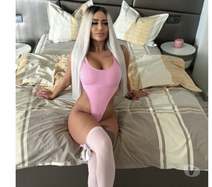 Escorts Manchester City Centre Manchester - Photos for Hey i am elii nwe in town 24 h party 🥰